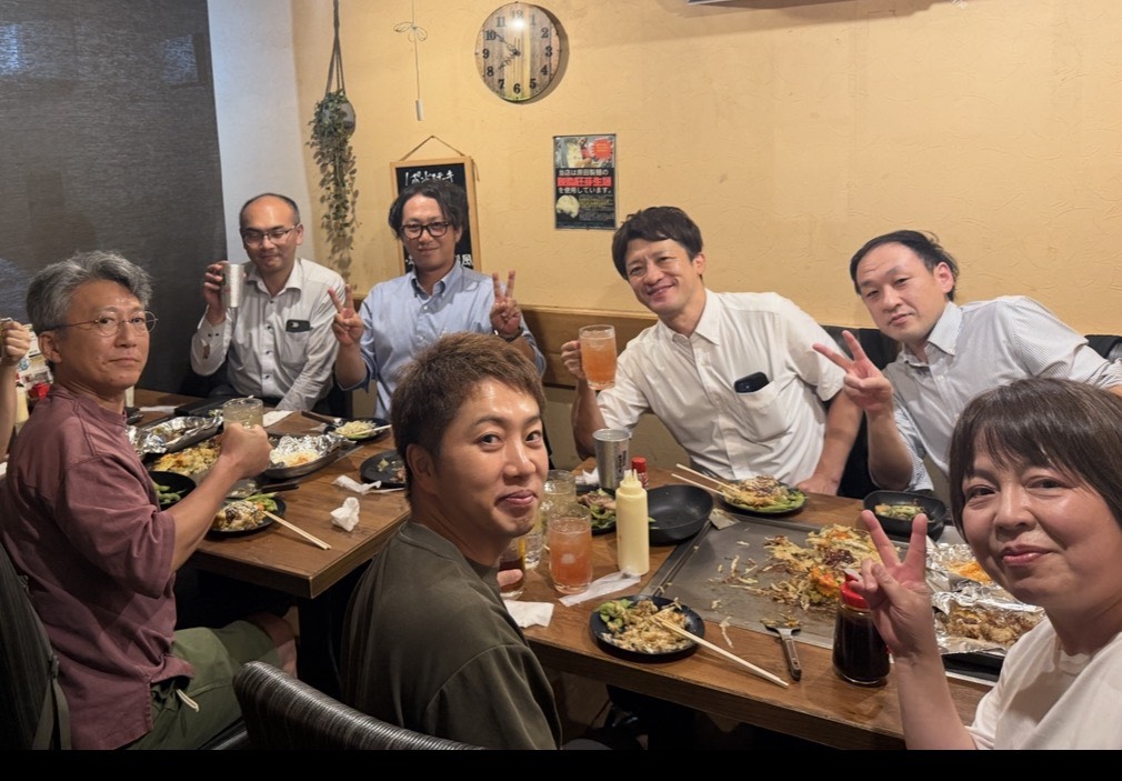 ウェルディ呉駅前の皆様との食事会の様子
